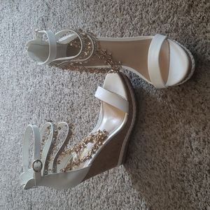 Pomeline shoe dazzle size 10 NWOT